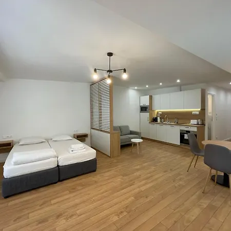 Prime At 92 Antim I Street *