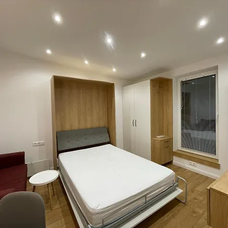 Prime At 92 Antim I Street *